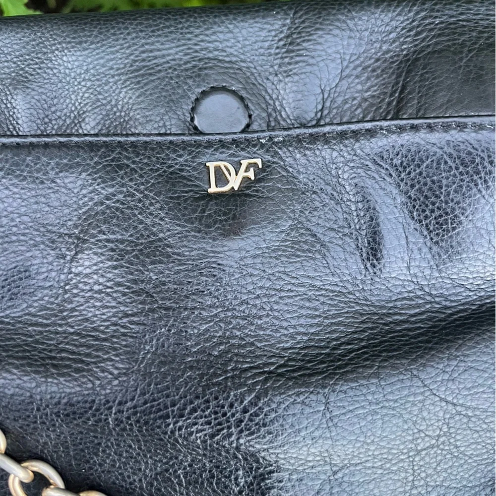 Diane Von Furstenberg Black Leather Shoulder Bag